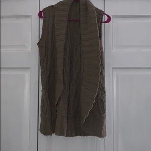 Tan knit vest - size large
